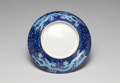 图片[2]-Dish with dragon decor in turquoise blue glaze on cobalt blue ground, Ming dynasty (1368-1644)-China Archive